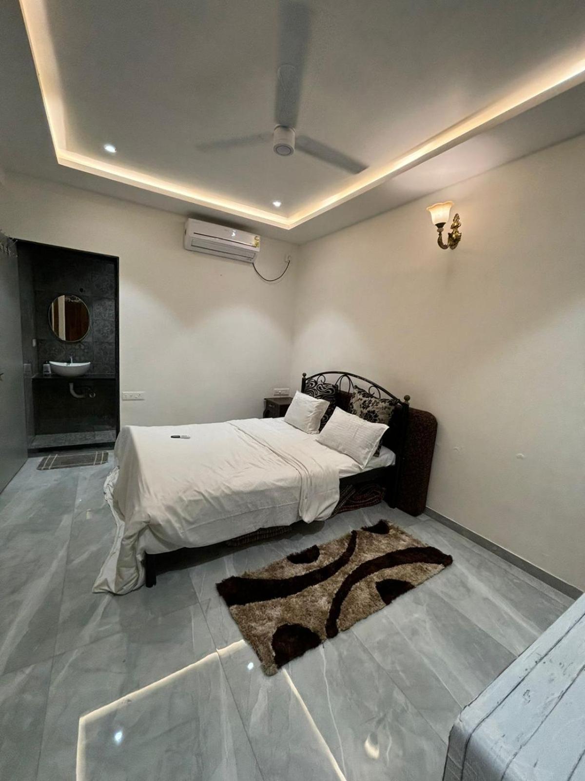 Ll Golden Leaf Ll 3Bhk Ll Ac Ll Villa Lonavala Bagian luar foto