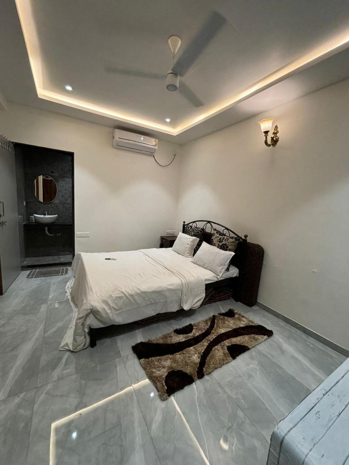Ll Golden Leaf Ll 3Bhk Ll Ac Ll Villa Lonavala Bagian luar foto