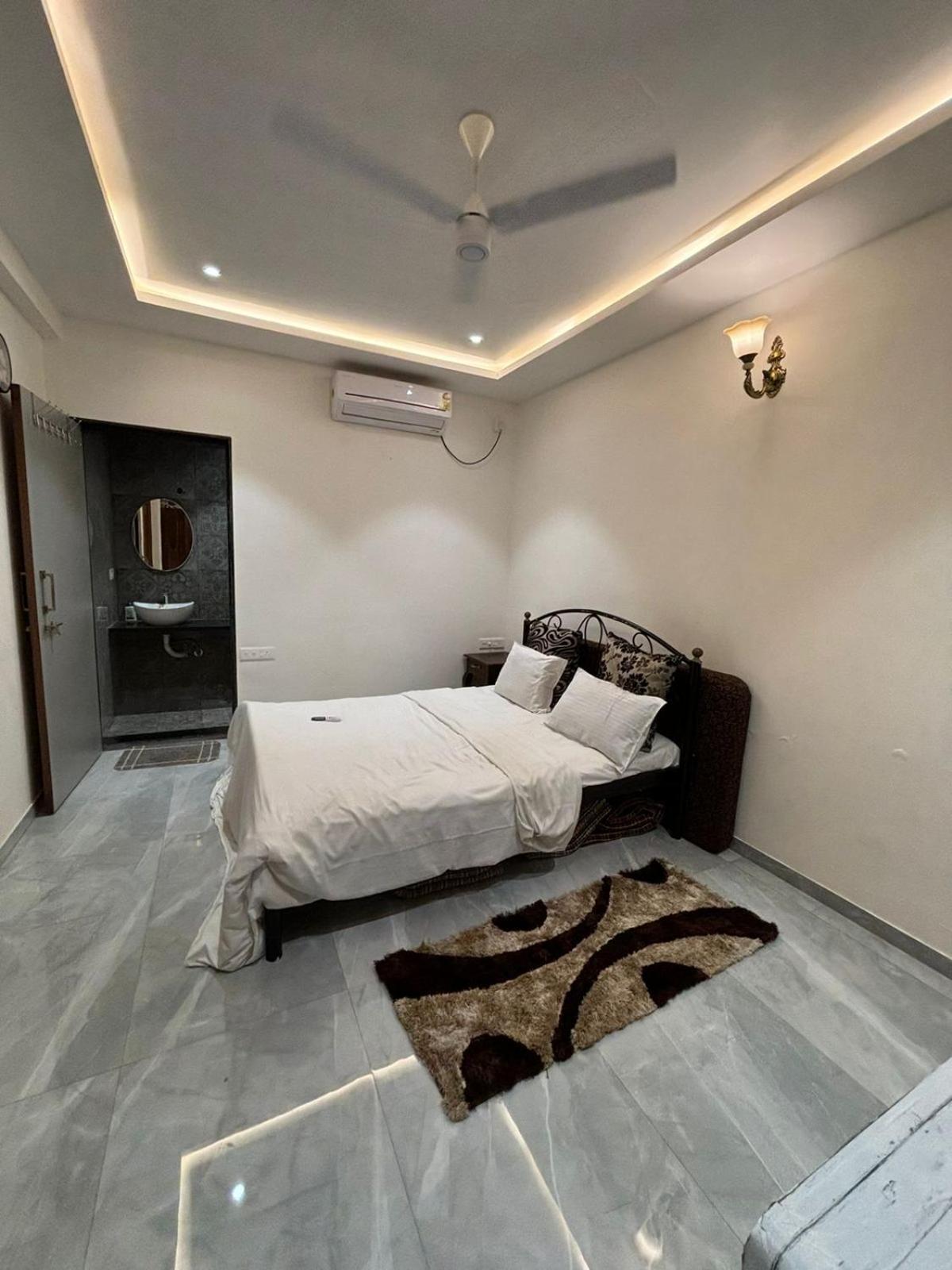 Ll Golden Leaf Ll 3Bhk Ll Ac Ll Villa Lonavala Bagian luar foto
